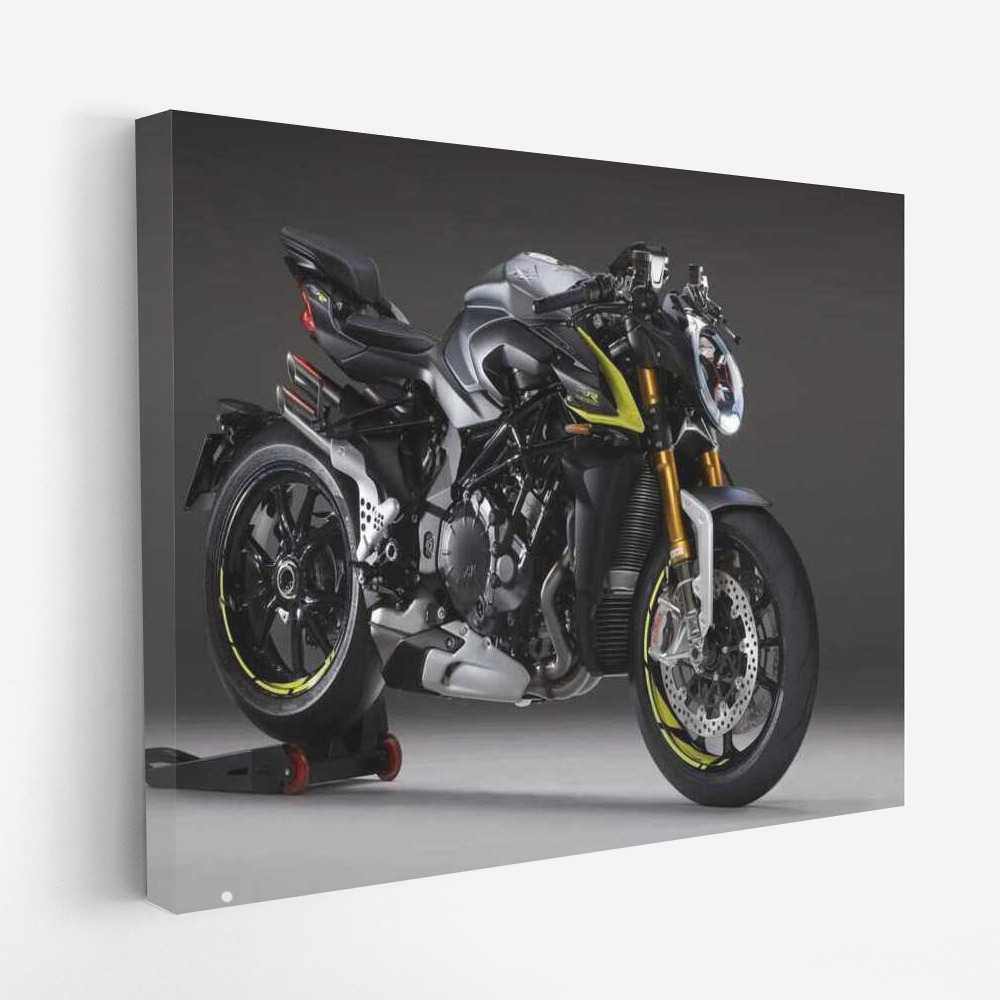 Speed and Style: MV Agusta Brutale 1000 RR in Dynamics