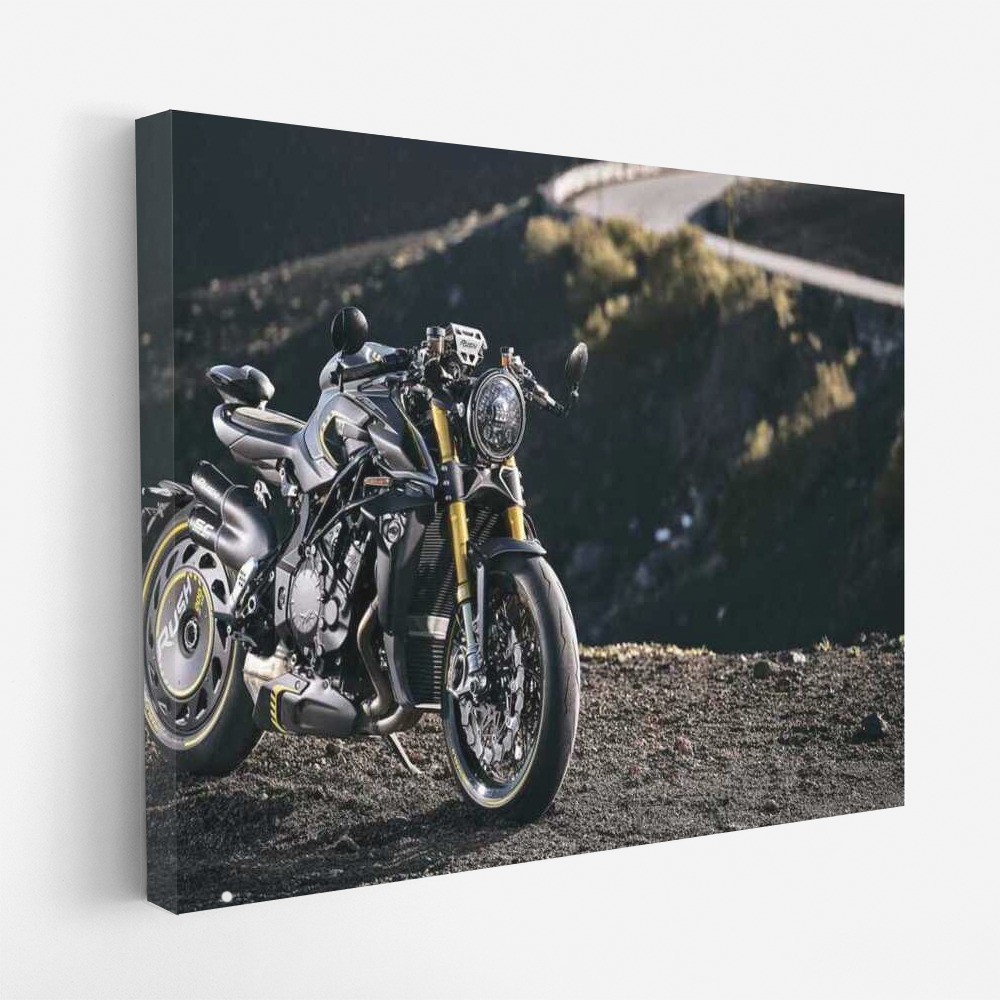 MV Agusta Rush: Adrenaline and Style in a Dynamic Motobike