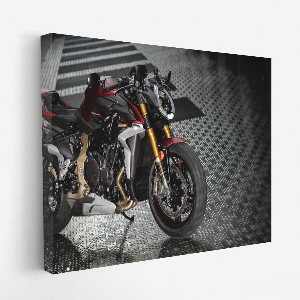 High-Speed Exotics: MV Agusta Brutale 1000 Serie Oro in Dynamics