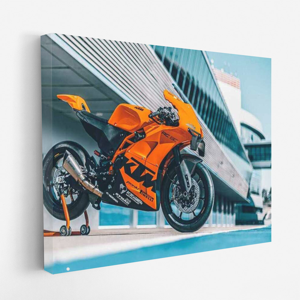 Speed and Adrenaline: KTM RC 8C in the World of Motobike