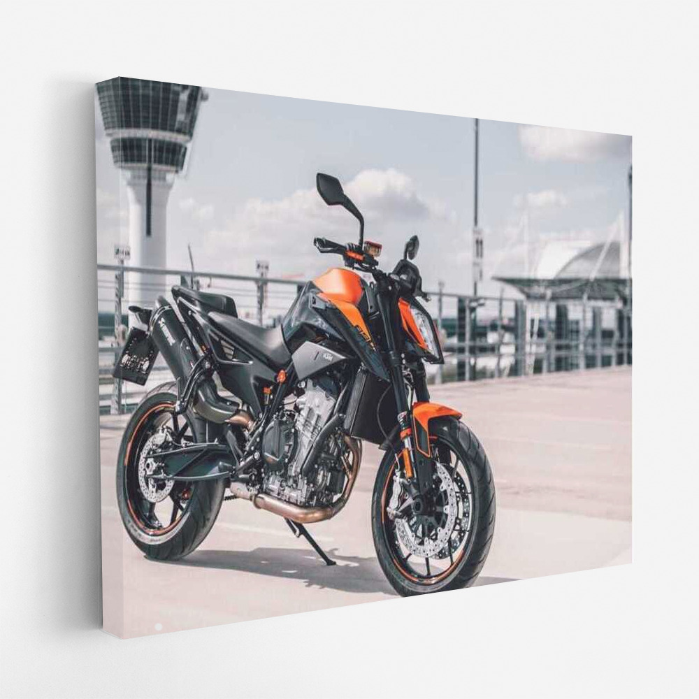 Speed Whirlwind: KTM 890 Duke Motobike