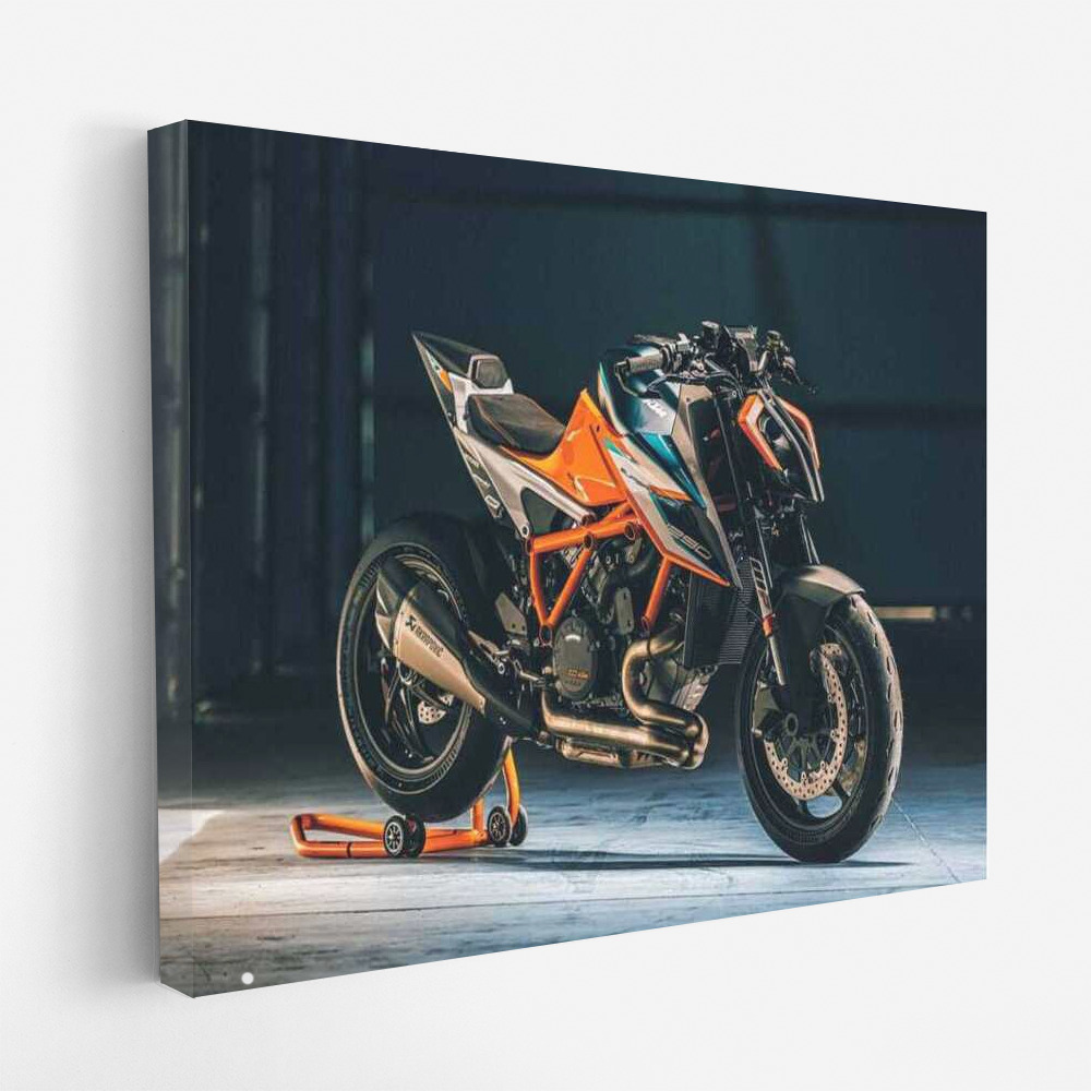 Speedy Style: The Interior of the KTM 1290 Super Duke RR