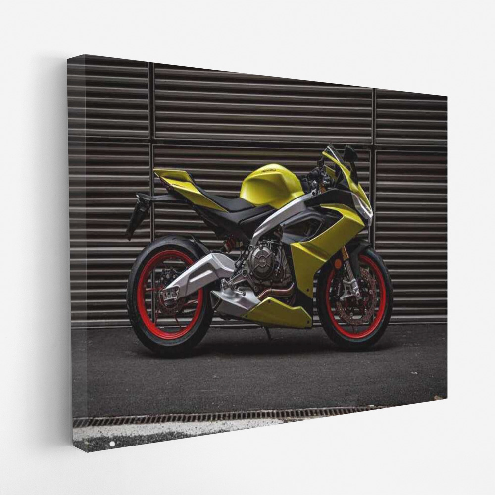 Speed and Style: Aprilia RSV4 XTrenta in Motion