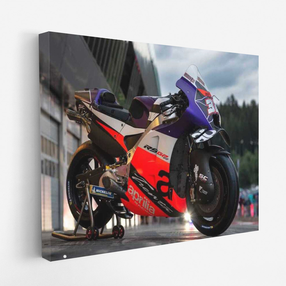 Speed and Style: Aprilia RS GP Motobike