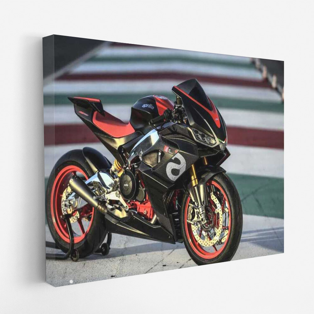 Performance and Style: Aprilia RS 660 Motobike