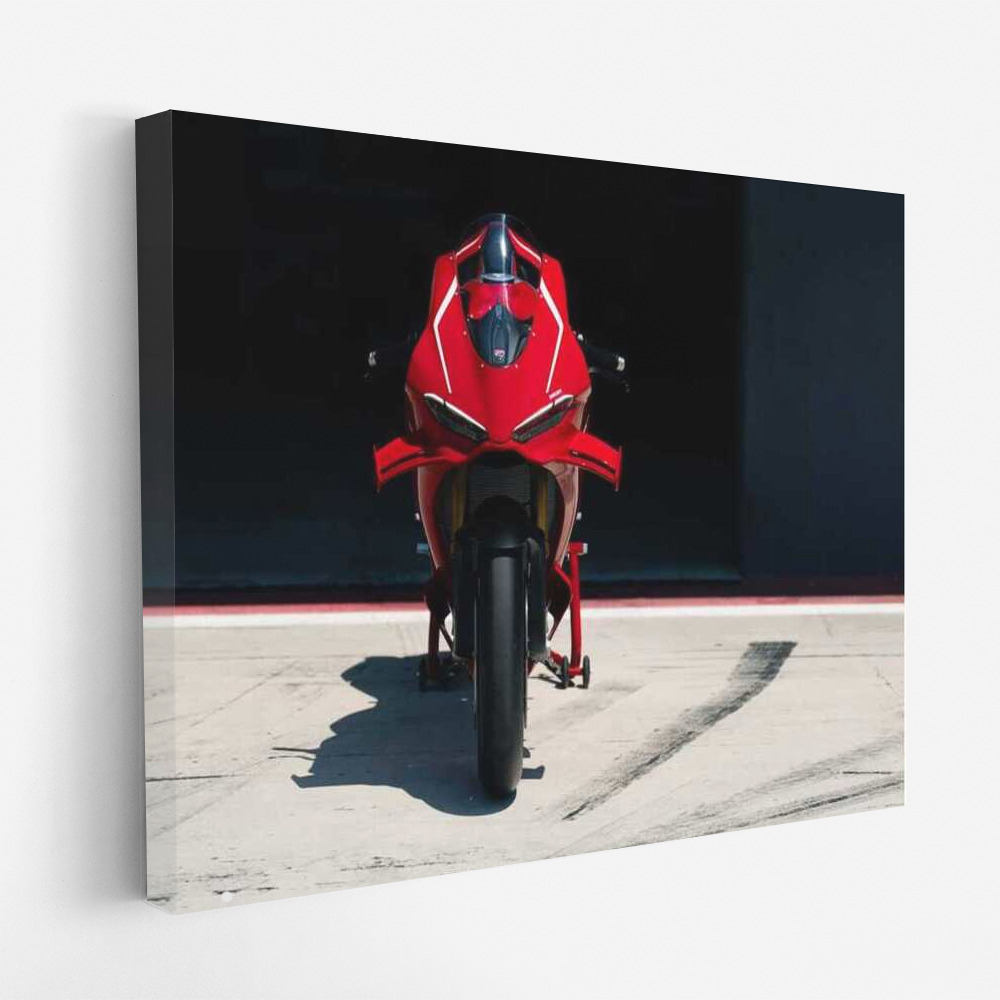 Performance and Style: 2026 Ducati Panigale V4 R Motobike