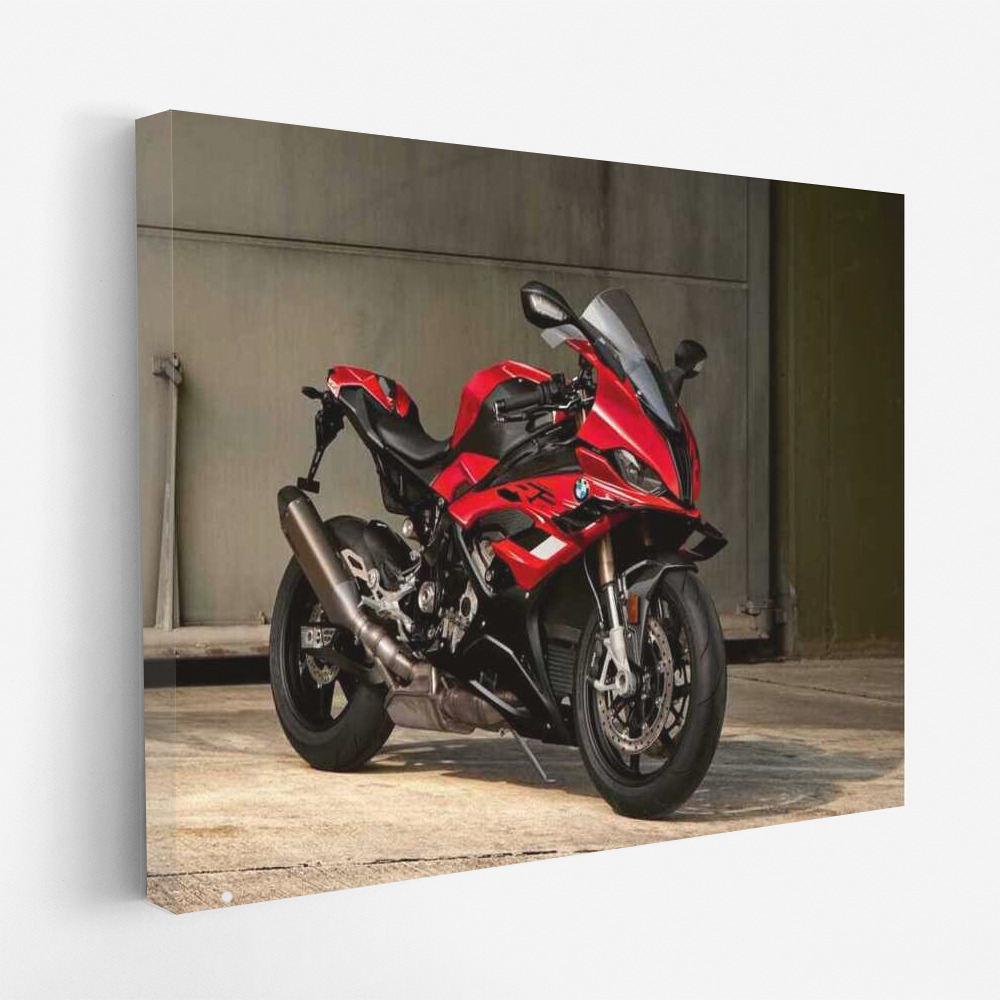 Speed Whirlwind: BMW S 1000 RR for Sportbike Enthusiasts