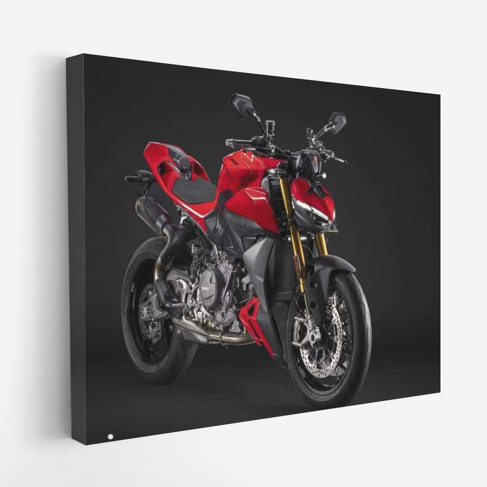 Speed and Power: Ducati Streetfighter V2 in Dynamics