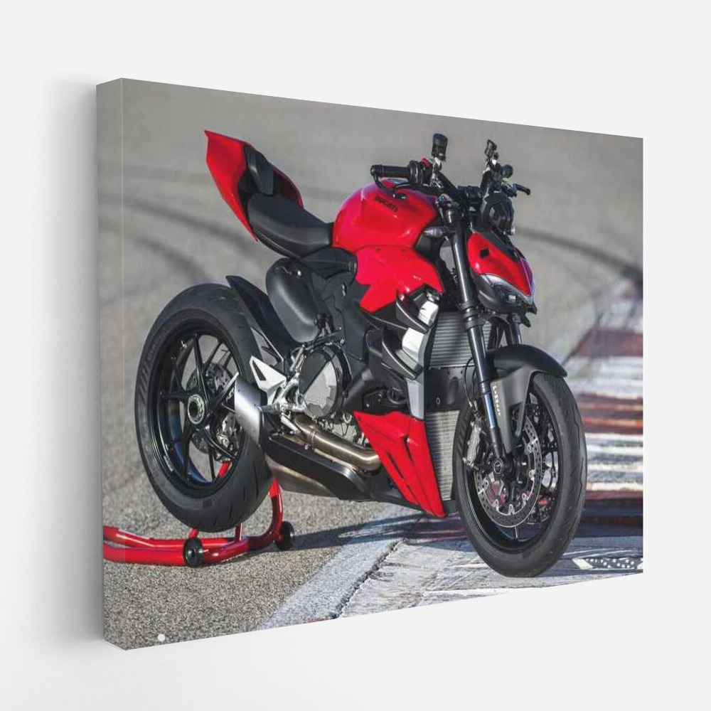 Ducati Streetfighter V2 1: Fury of Speed and Style in Motobike Design