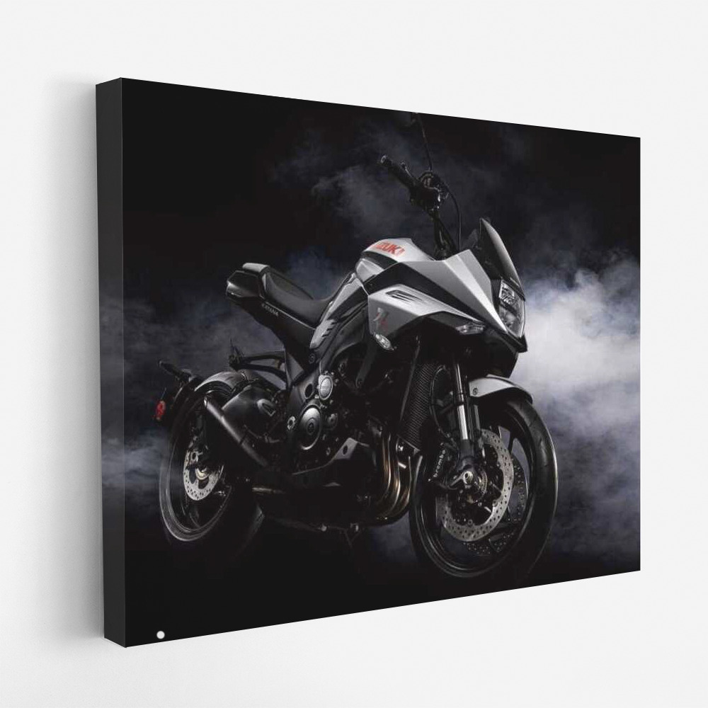 Suzuki GSX S1000S Katana: Elegance of Speed on a Dark Background