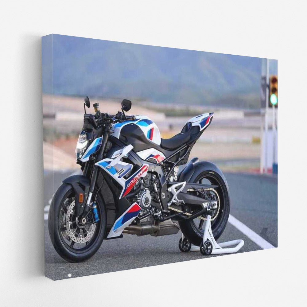 BMW M 1000 R Hyper Roadster: Speed and Style in the World of Motobike