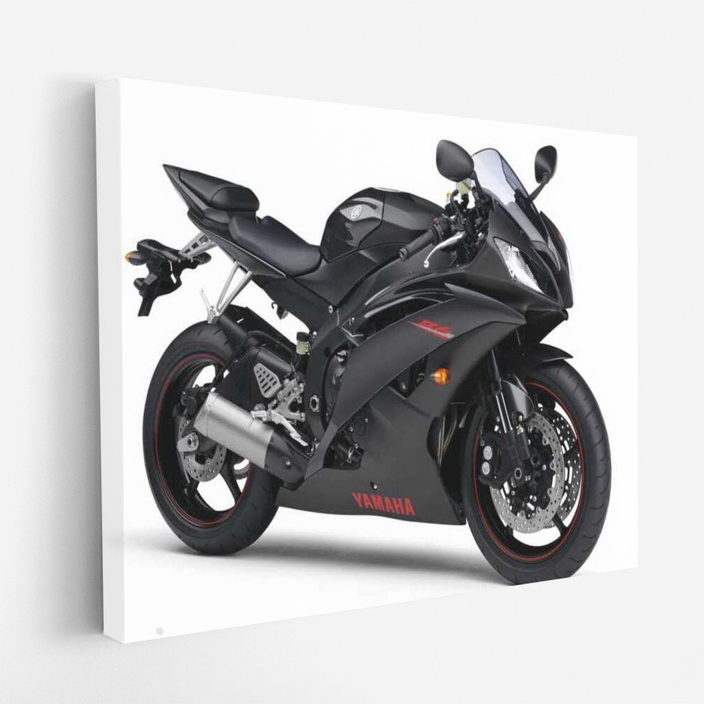 Black Yamaha R6: Dynamics and Style in a Motobike 68