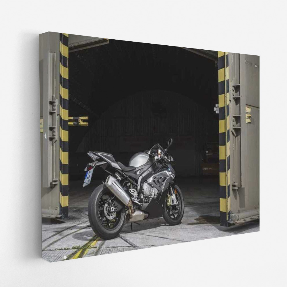 Performance and Style: BMW S1000RR Motobike