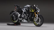 Speed and Style: MV Agusta Brutale 1000 RR in Dynamics