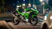 Speed and Style: Kawasaki Ninja 500 Motobike