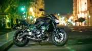 Night Whirlwind: Kawasaki Z650 in City Lights