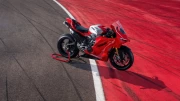 Speed in Red: Ducati Panigale V4 R for Bike Enthusiasts
