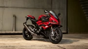 Speed Whirlwind: BMW S 1000 RR for Sportbike Enthusiasts
