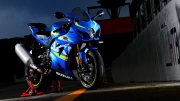 Speed and Freedom: Suzuki GSX R1000R in Dynamics