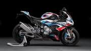BMW M 1000 RR: Dynamics and Power of Motorsport