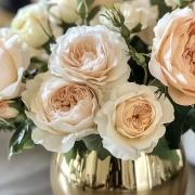 David Austin's Lush Roses: An Elegant Floral Bouquet for the Interior