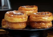 Caramel Buns: Baking Inspiration