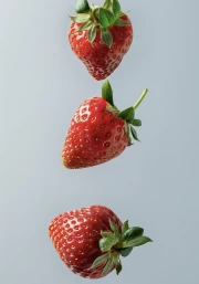 The Magic of Flying Strawberries: Juicy Accents for the Interior