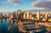 Sunny Cityscape: Miami in the Lights