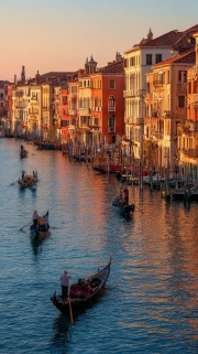 Venice at Sunset: Urban Romance in the Heart of Italy
