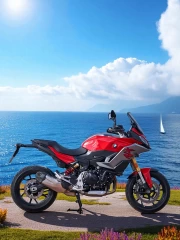 BMW F 900 XR: Freedom on the Cliff's Edge