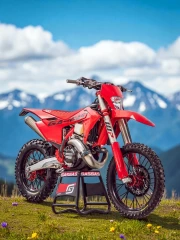 GasGas EC 300: The grandeur of the mountains and the speed of a motorcycle