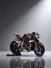 MV Agusta Brutale RR: Speed and Style on Grey Marble