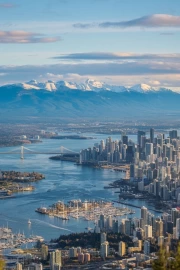 Canadian Idyll: Nature and City in Harmony