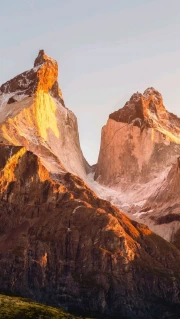 The Majesty of Chile's Peaks: Natural Inspiration