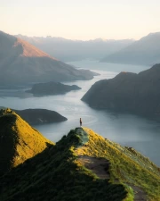 The Majesty of the Lakes: Nature of New Zealand