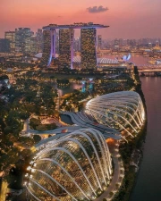 Singapore Evening: The Modern City Wonder