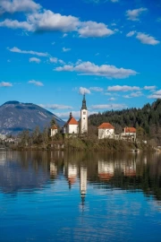 Slovenia: Island Idyll with Church and Mountains