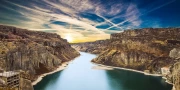 Scenic Idaho Canyon: Natural Beauty of the USA