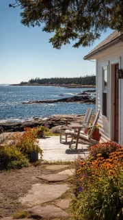A Cozy Seaside Getaway: The Tranquility of Maine, USA