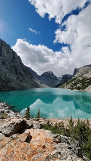 Montana Mountain Majesty: Mirror Image