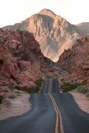 Road to the Heart of Nevada Mountains: US Landscape