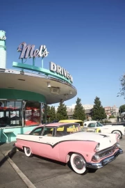 Pink Ford at Retro Cafe: 90s Nostalgia