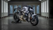 Ducati in Motion: Elegance and Speed in 3840x2160 Format